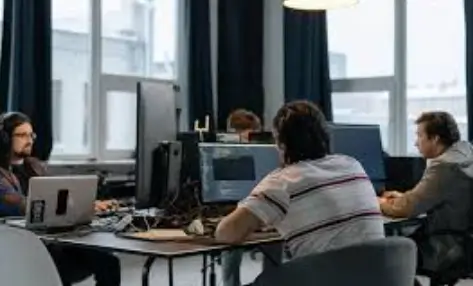 The Rise of Open Source Software Communities